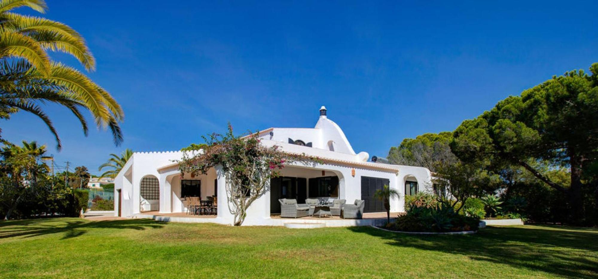 Villa Barlavento - Stunning 4-Bedroom Villa With Tennis Court Carvoeiro  Kültér fotó