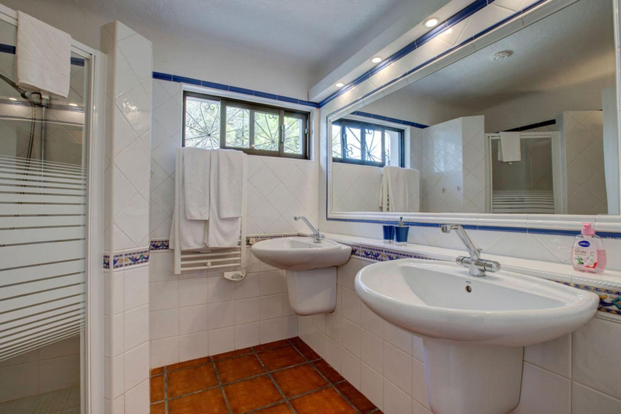 Villa Barlavento - Stunning 4-Bedroom Villa With Tennis Court Carvoeiro  Kültér fotó