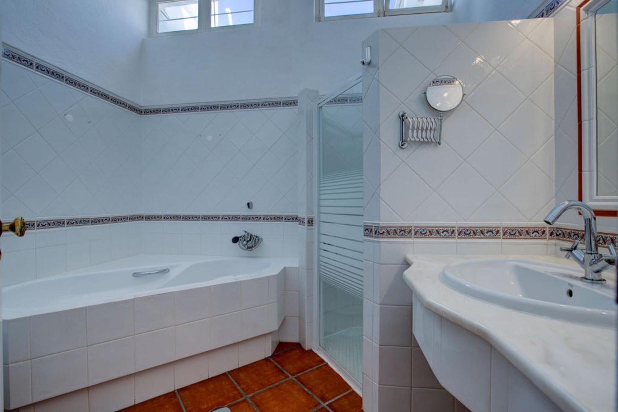 Villa Barlavento - Stunning 4-Bedroom Villa With Tennis Court Carvoeiro  Kültér fotó