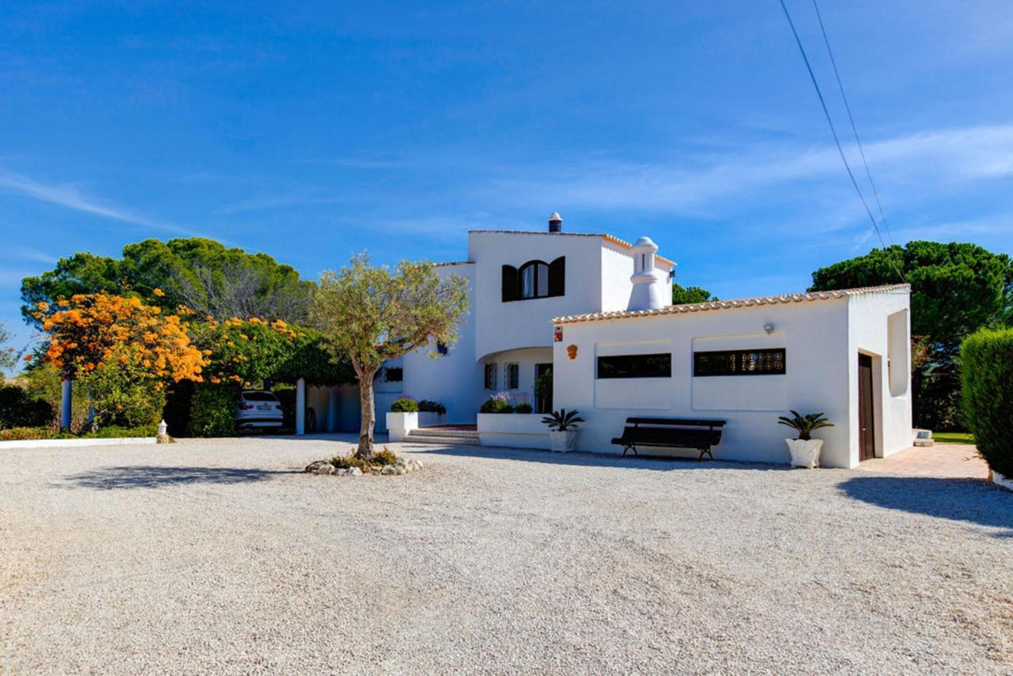 Villa Barlavento - Stunning 4-Bedroom Villa With Tennis Court Carvoeiro  Kültér fotó